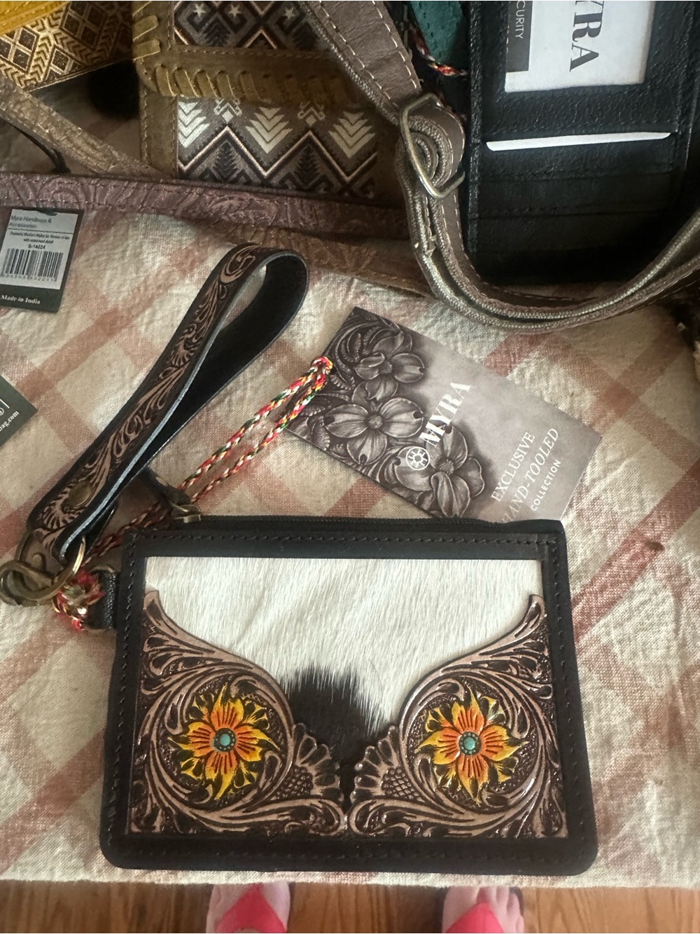 Hand-Tooled Floral Wristlet Card Case in White and Brown